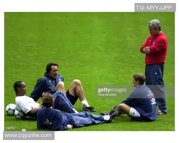 中场休息时间的战略调整与球员恢复对比赛结果的深远影响分析